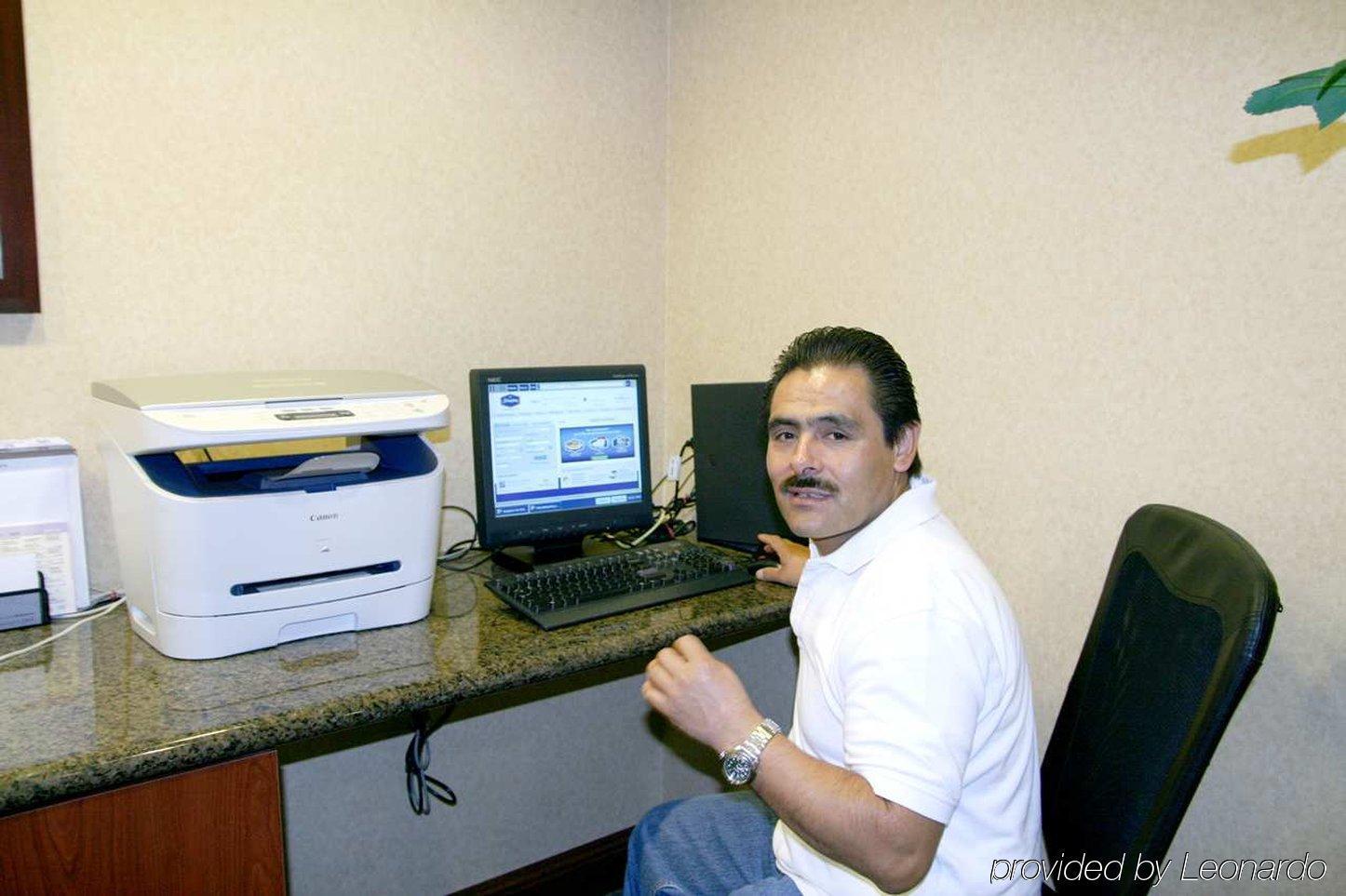 Hampton Inn & Suites Reno Facilidades foto